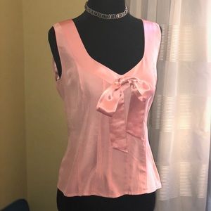 NWOT Banana Republic 💯 % silk blouse